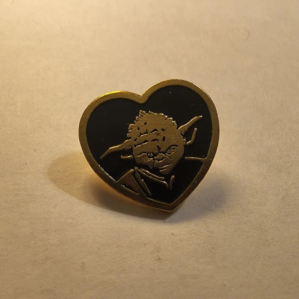 Star wars Yoda pin brooch, may the force be with you #starwars #yoda